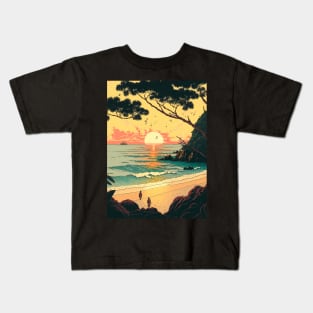 A pair setting sun on the beach ukiyo e Kids T-Shirt